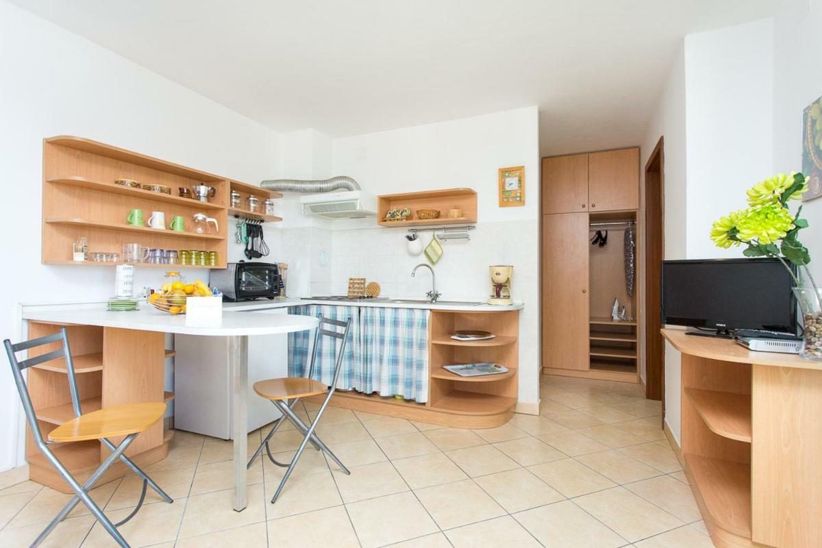 1-Bedroom Apartment With Loggia In Punat Island Krk Экстерьер фото